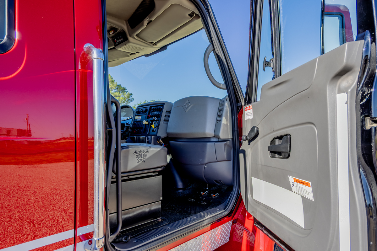 Pierce Contender 2010 - Image 102