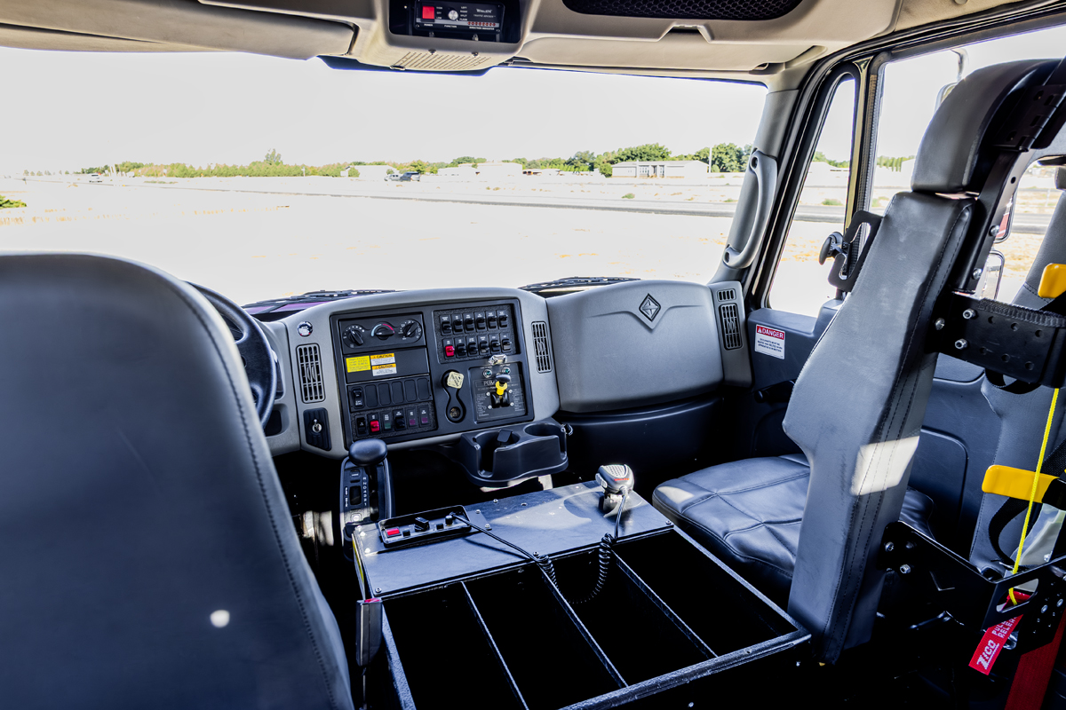 Pierce Contender 2010 - Image 113