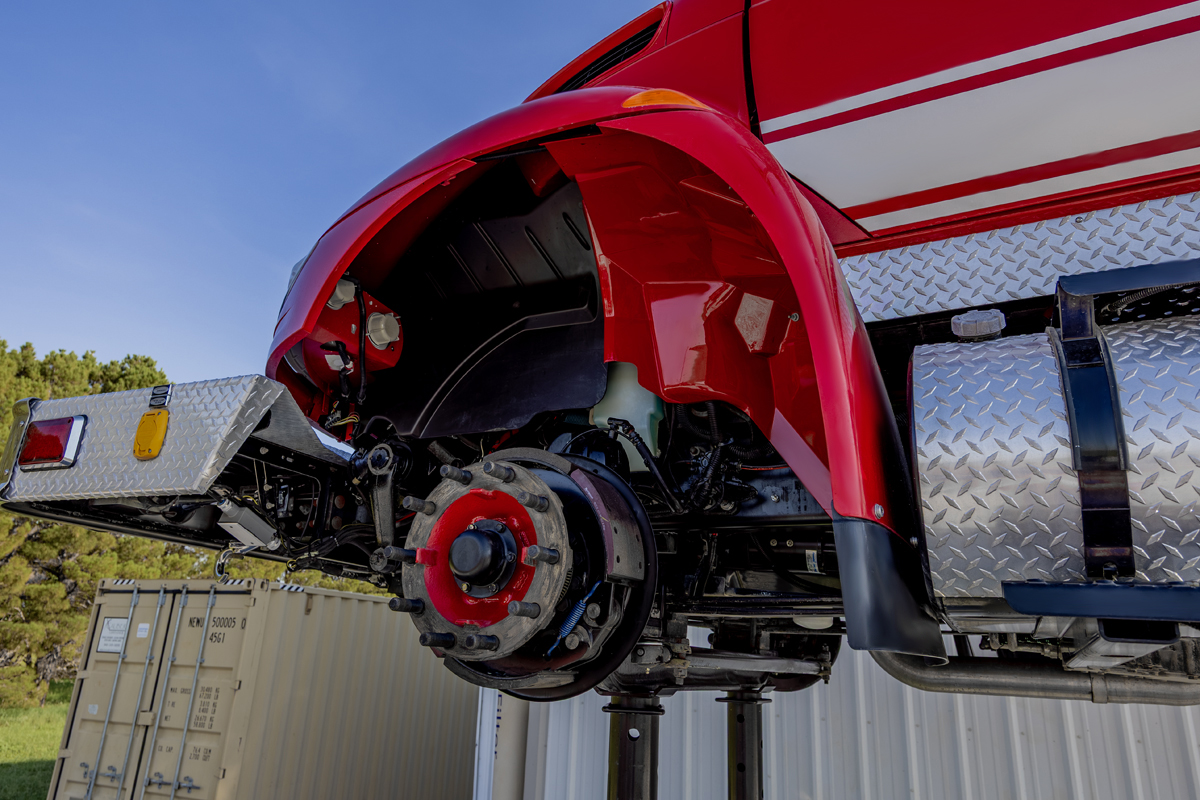 Pierce Contender 2010 - Image 145