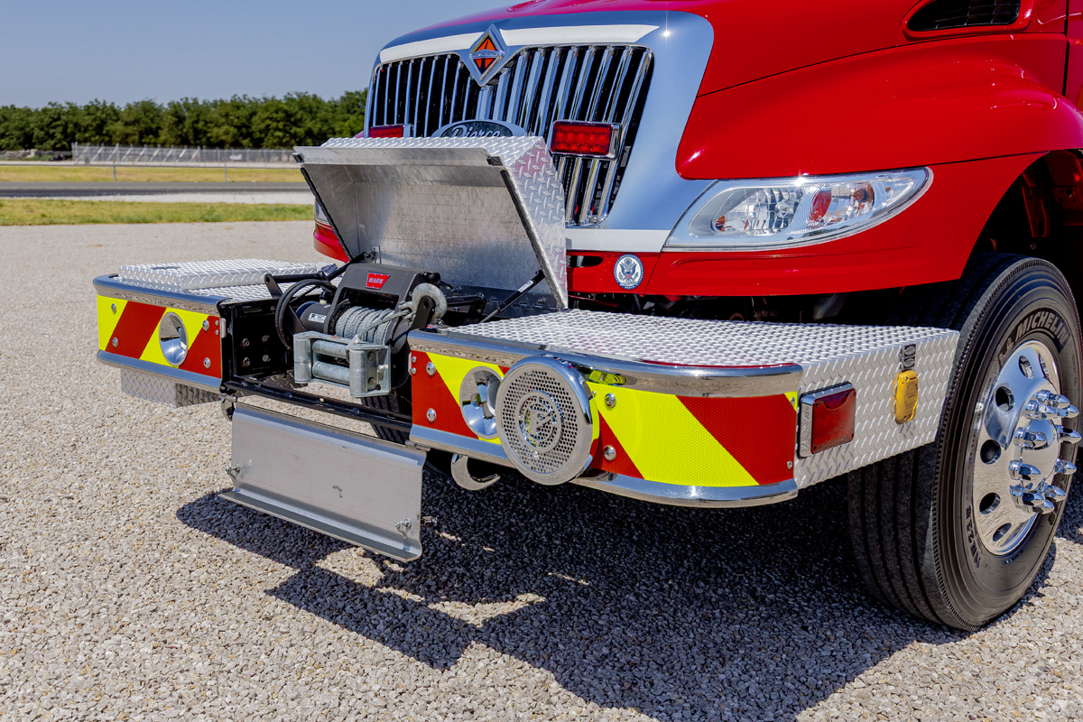 Pierce Contender 2010 - Image 57