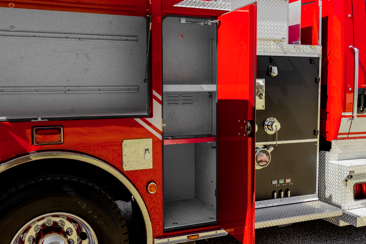 Pierce Contender 2010 - Image 81