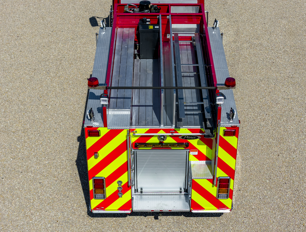 Pierce Contender 2010 - Image 87