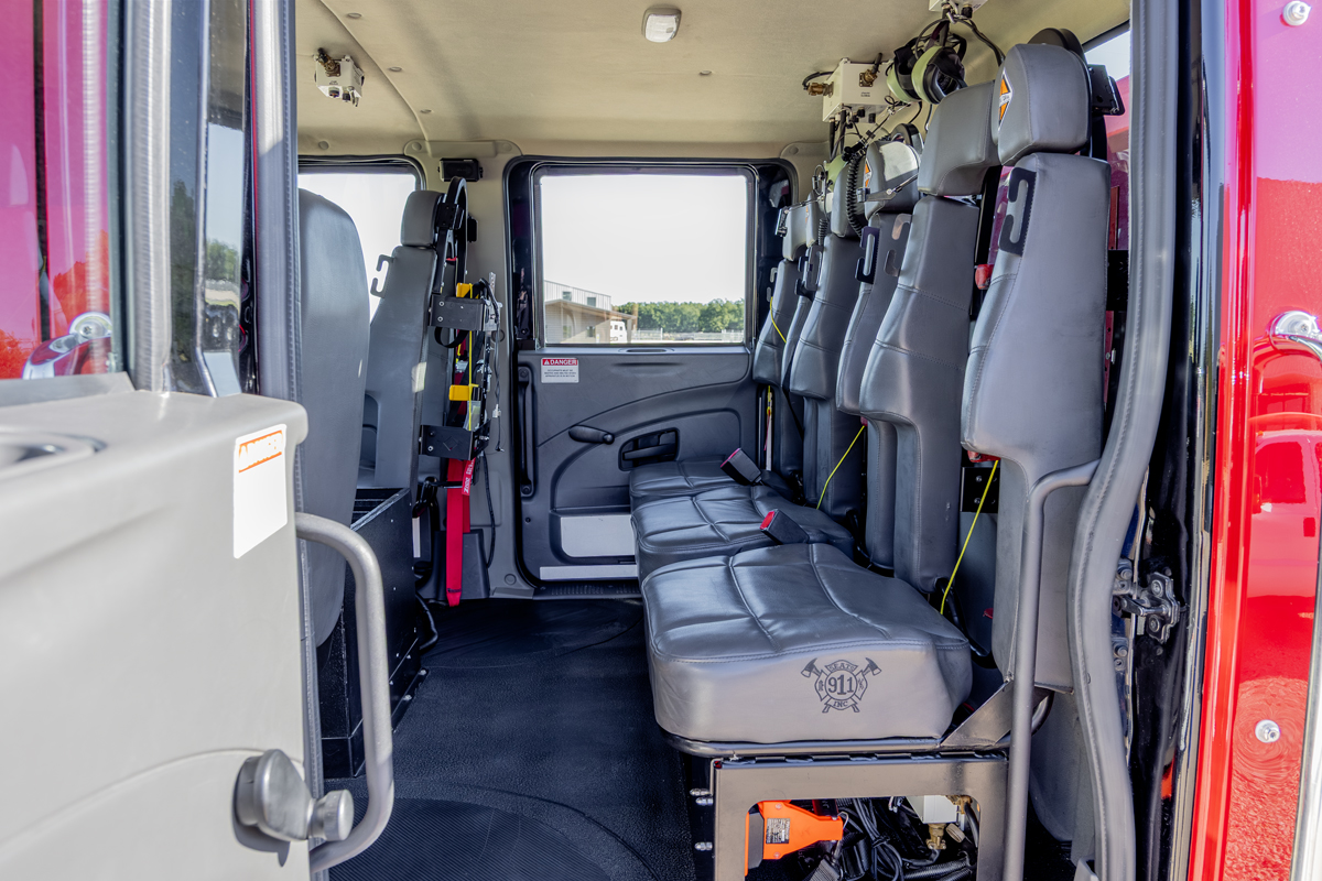 Pierce Contender 2010 - Image 95