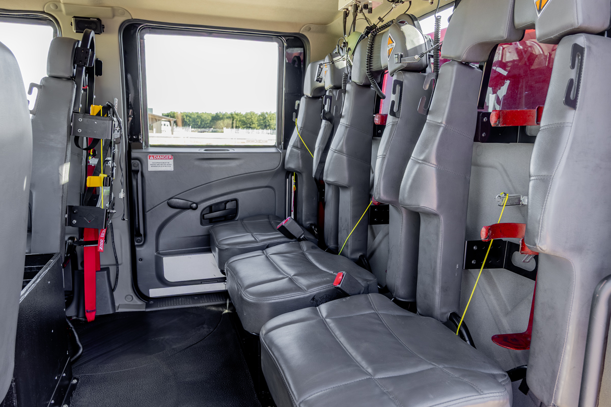 Pierce Contender 2010 - Image 96